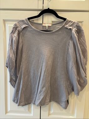 Women's Light Gray Puff-Sleeve Short Sleeve Top